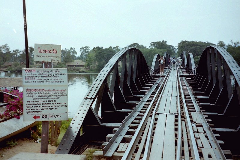 Thailand 2001-BIR62.JPG